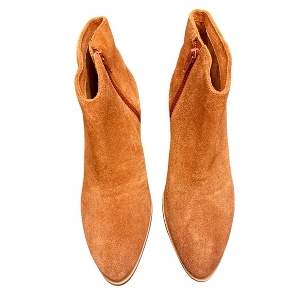 New! ABLE Chelsea Boot Almond Suede 8 - Picture 4 of 11